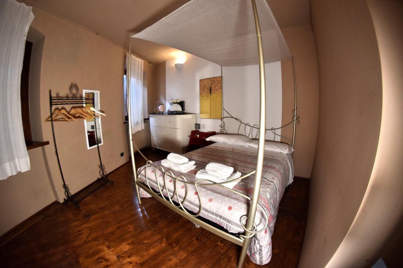 Prigioni House Bed & Breakfast Peschiera del Garda Exterior photo