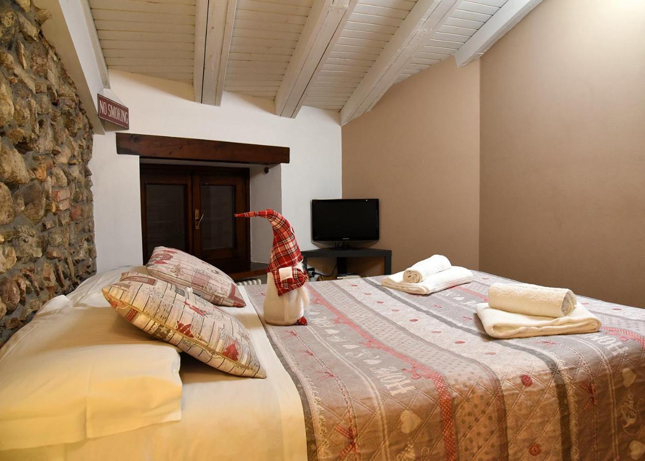 Prigioni House Bed & Breakfast Peschiera del Garda Exterior photo