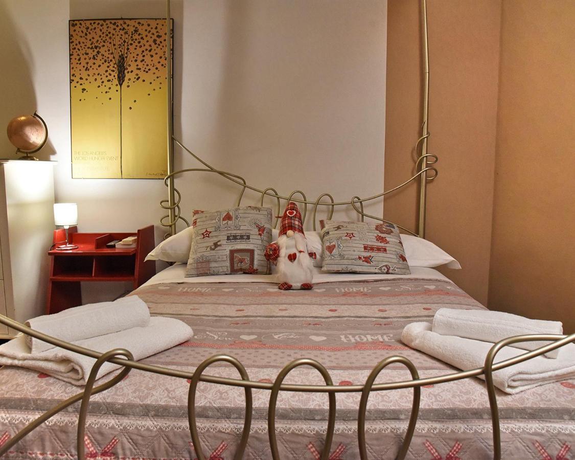 Prigioni House Bed & Breakfast Peschiera del Garda Exterior photo