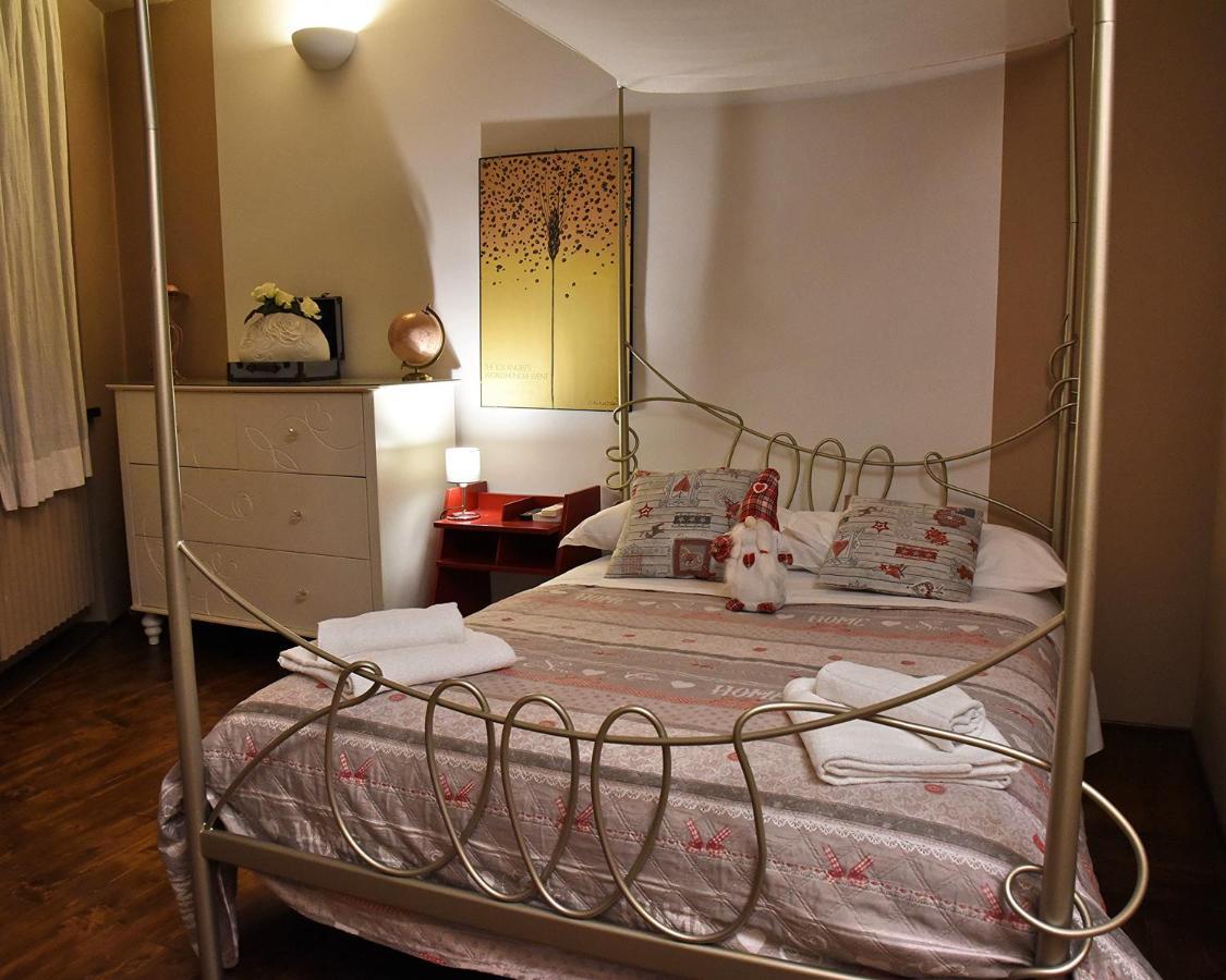 Prigioni House Bed & Breakfast Peschiera del Garda Exterior photo
