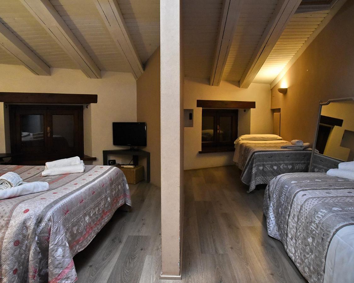 Prigioni House Bed & Breakfast Peschiera del Garda Exterior photo