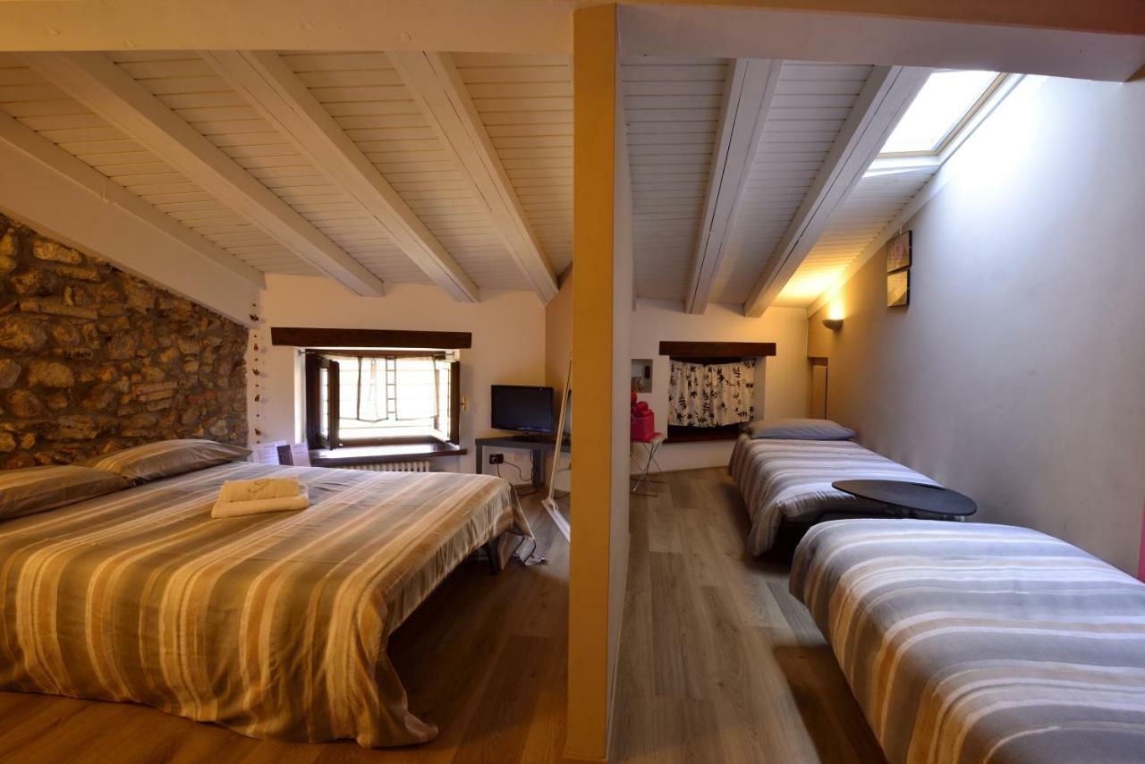 Prigioni House Bed & Breakfast Peschiera del Garda Exterior photo